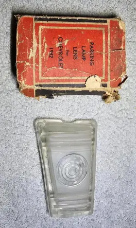 PL-701-2 GENERAL MOTORS Driver Parking Lamp Lens Chevrolet