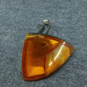 041-480L GEO Metro Driver Left Corner Front Signal Light Lamp