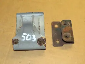 14049171 GM Fog Parking Light Mounting Brackets Corvette