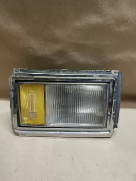 1609649 GM Fleetwood Turn Signal Light Lh Cadillac Deville