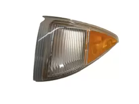 16514795 GM Buck Front Marker Light Left Skylark #3