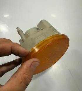 16518473 GM Sunfire Front Bumper Mount Amber Turn Signal #2