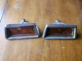 5957010 GM Front Turn Signals Light Lens Housing Marker