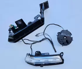 84105335 GM Right Signal Lamp Camera Chevrolet Traverse