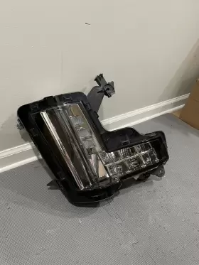 84575578 GM Right Fog Led Drl Turn Signal Cadillac Escalade #2