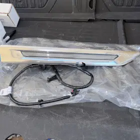 85699296 GM Lamp Fender Iq Escalade