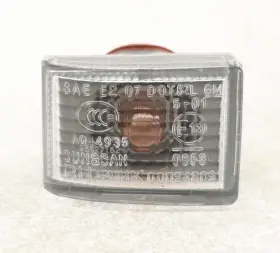 96627152 GM Front Right Turn Signal Lamp Captiva Sport Vue 96627152 GM Front Right Turn Signal Lamp Captiva Sport Vue