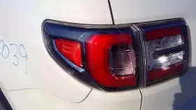 166-02589L GMC TRUCK Driver Tail Light Acadia #2