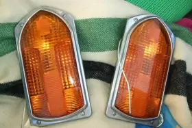 5941749 GM Nos Ihc Firetruck Amber Lens Arrow Turn Signal R8