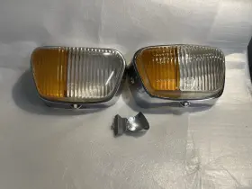 1108220890 HELLA Front Foglamp Turn Signal Light Assemblt Set