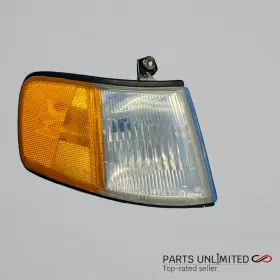 041-3928R HONDA Right Passenger Turn Signal Corner Light Crx