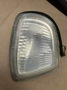 052-3969 HONDA Right Passenger Turn Signal Corner Light