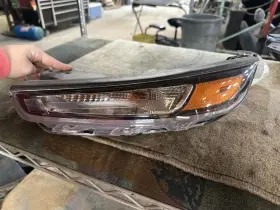 116-10525L HYUNDAI Driver Corner Light Marker Fender Venue