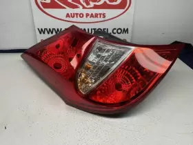 166-59977L HYUNDAI Driver Tail Light Quarter Panel Hatchback #2