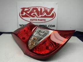166-59977L HYUNDAI Driver Tail Light Quarter Panel Hatchback