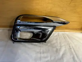 62256-5ZA0A INFINITI Front Right Turn Signal Fog Light Cover