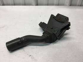 091802B105412 INTERNATIONAL Turn Signal Column Switch