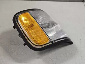 116-58437 ISUZU Trooper Rh Passenger Turn Light Lamp Park #3
