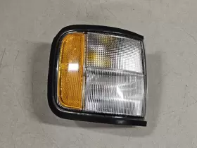 116-58437 ISUZU Trooper Rh Passenger Turn Light Lamp Park