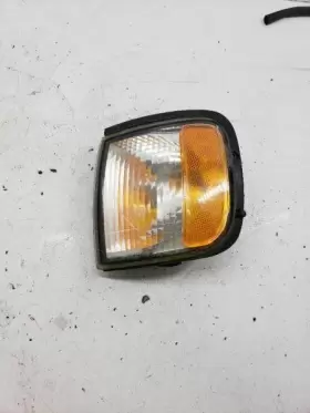 7092828 ISUZU Driver Corner Light Lamp Turn Signal Park Rodeo