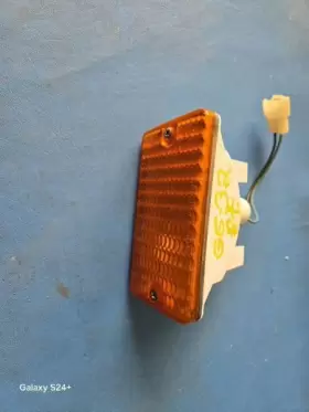 116-58020R JAPANESE CHRYSLER Cordia Right Light Turn Signal