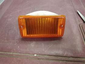 116-01158L JEEP Driver Corner Light Marker Fender Park