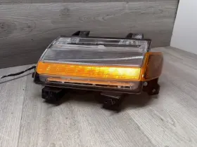 55112885AD JEEP Lh Driver Led Turn Signal Light Bracket