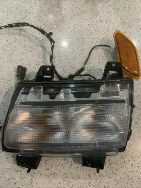 68293127 JEEP Gladiator Lh Driver Turn Signal Light Wrangler