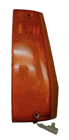 8956000112 JEEP Right Front Marker Light Cherokee