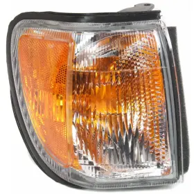 CLX-M0-USA-N104101-CL360A70 KARPARTS360 Corner Light Nissan