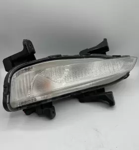 92304-D5 KIA Rh Passenger Right Front Turn Signal Light Lamp