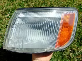 216-37625 KOITO Expo Corner Turn Signal Light Lh Mitsubishi