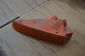 LS400 LEXUS Left Driver Front Bumper Inner Marker Light Lamp
