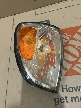 LX470 LEXUS Front Passenger Turn Signal Light Lamp Bulb