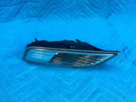 81510-60591 LEXUS Front Bumper Turn Signal Light Lamp GX460