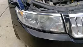 114-00927R LINCOLN Passenger Right Headlight Halogen Headlamp