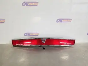 166-01627A LINCOLN Decklid Center Tail Light Lamp