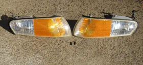 44ZH-1008 LINCOLN Front Corner Turn Signal Light Lh Rh