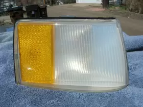 E4LB-15A428-BD LINCOLN Vii Right Passenger Cornering Light #2
