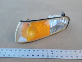F50B-15A429 LINCOLN Driver Left Front Turn Signal Light Lamp