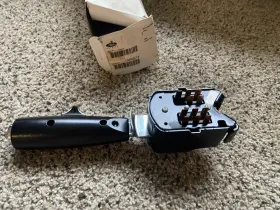 1MR574 MACK Turn Signal Switch Cv Mount #2