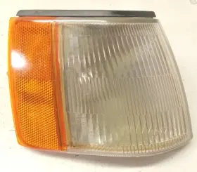 116-56314 MAZDA Passenger Right Corner Turn Signal Light Park