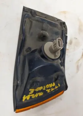 21061302 MAZDA Front Left Turn Signal Amber Lens Protege #3