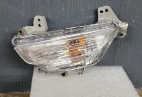 B45A51350 MAZDA Right Front Indicator Turn Signal Light Lamp