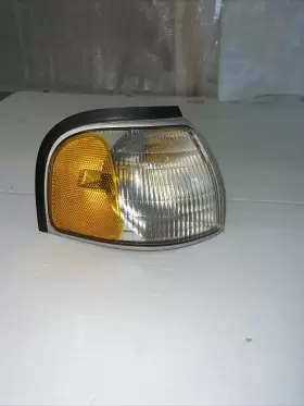 F87B-13B220-C MAZDA Right Passenger Turn Signal Marker Lamp #2