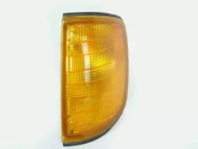 MB260 MERCEDES Turn Isgnal Light Lamp Fender Lh 300TD 300CE #2