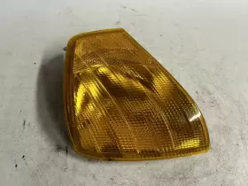 1-305-231-049 MERCEDES Passenger Right Turn Signal Headlight #2