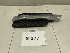 A-164-884-72-22 MERCEDES Front Right Passenger Bumper Fog