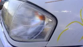 C280 MERCEDES Driver Corner Light Park #2