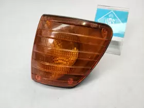 1305233005 MERCEDES Marker Light Left W116 280SE 350SE 450SE #2